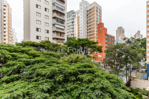 Image 4 - 1031960