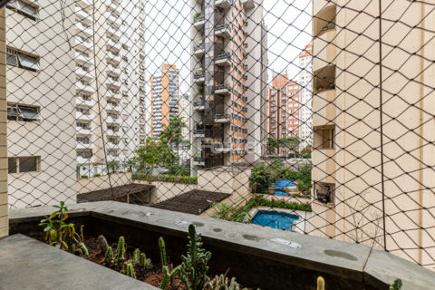 Image 29 - 1031960