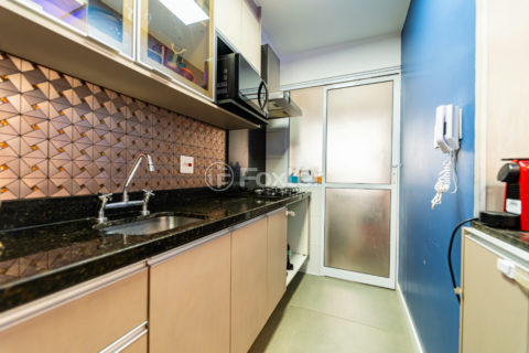 Image 15 - 1031972