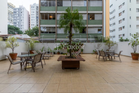 Image 19 - 1031974