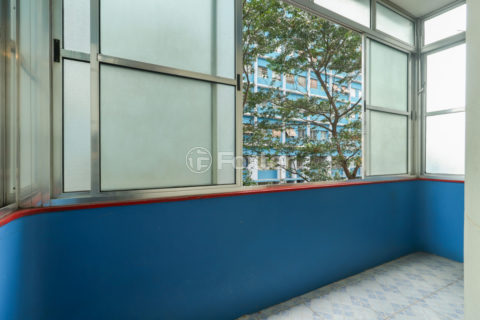 Image 12 - 1031977