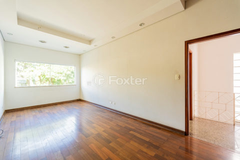 Image 34 - 1031978
