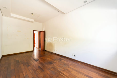 Image 31 - 1031978