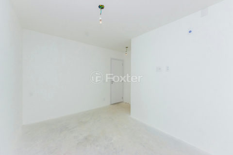Image 23 - 1031981