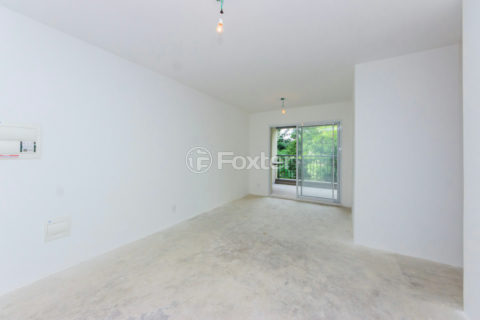 Image 3 - 1031981