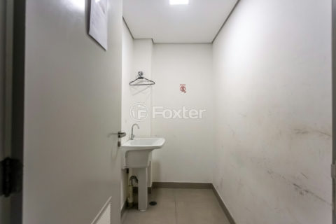 Image 12 - 1031983