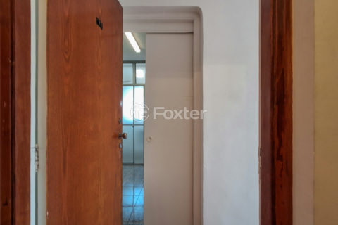 Image 33 - 1032007