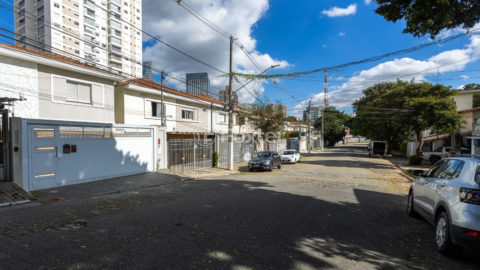 Image 35 - 1032025
