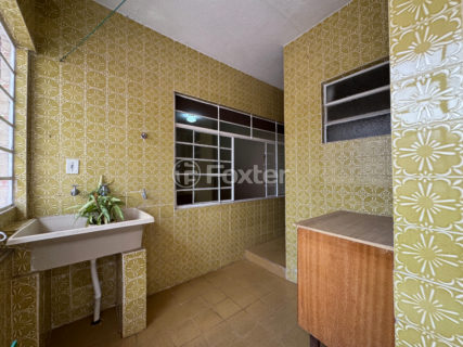Image 34 - 1032026