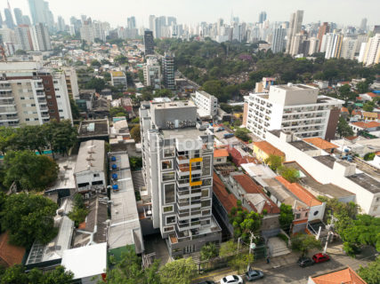 Image 60 - 1032032