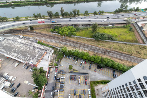 Image 38 - 1032033