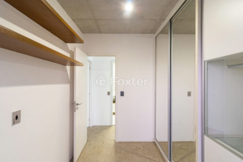 Image 40 - 1032033