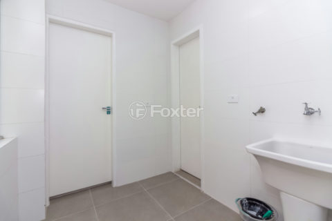 Image 33 - 1032036