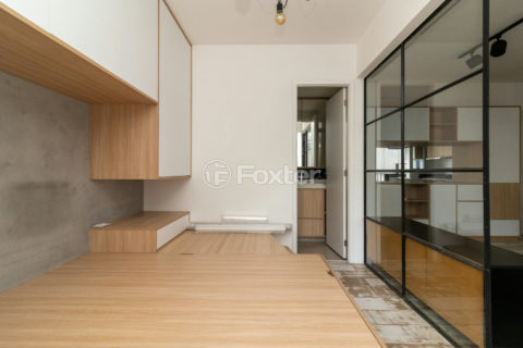 Image 22 - 1032039