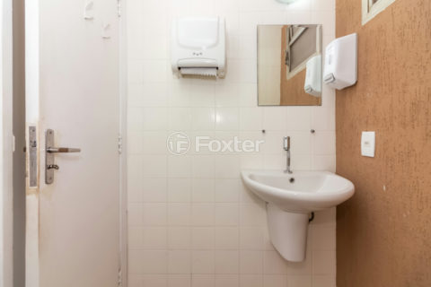 Image 21 - 1032044