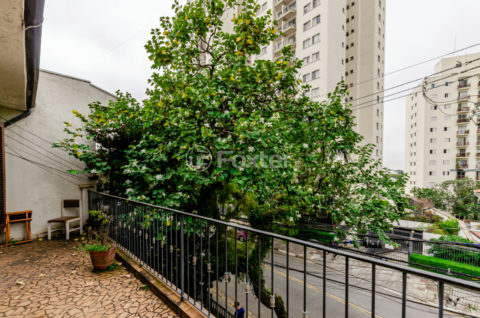 Image 33 - 1032052