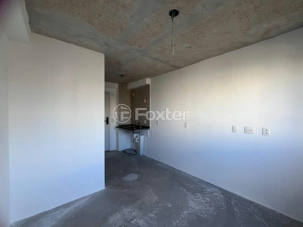 Image 32 - 1032053