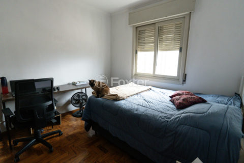 Image 37 - 1032054