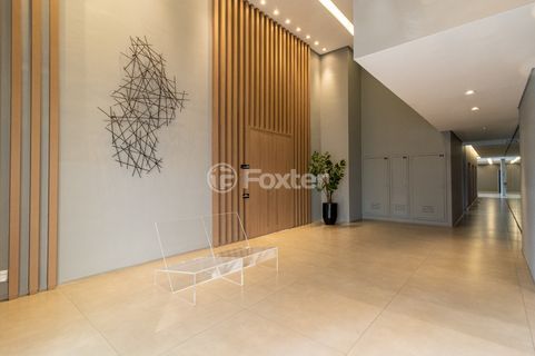 Image 34 - 1032062