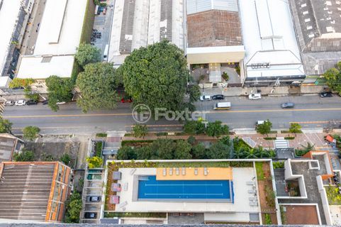 Image 72 - 1032062