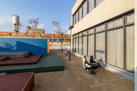 Image 37 - 1032062