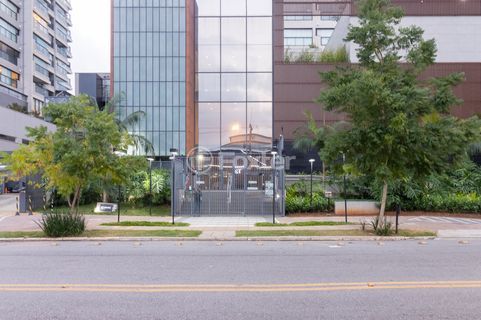 Image 61 - 1032062