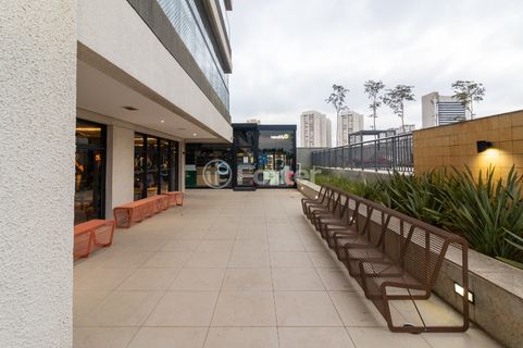 Image 67 - 1032062
