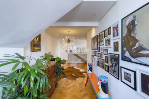Image 34 - 1032068