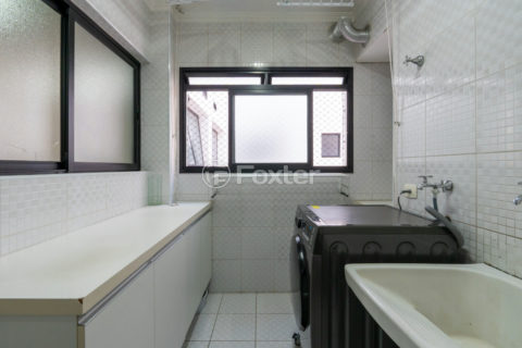 Image 40 - 1032069