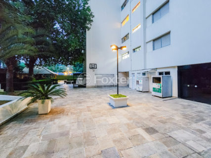 Image 34 - 1032072