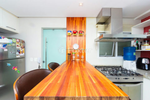 Image 33 - 1032077