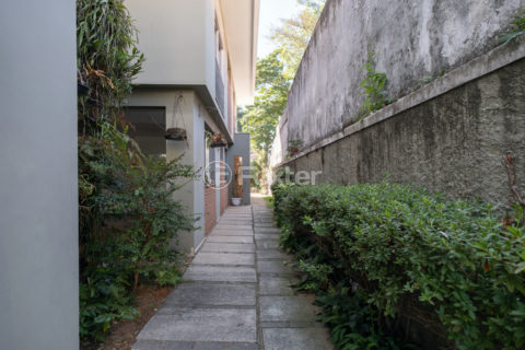 Image 23 - 1032080