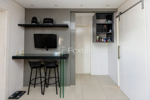 Image 22 - 1032082