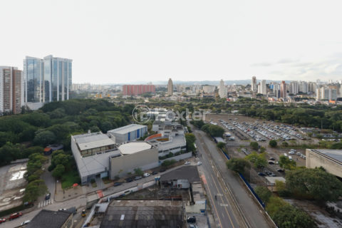 Image 33 - 1032084