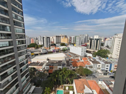 Image 6 - 1032085