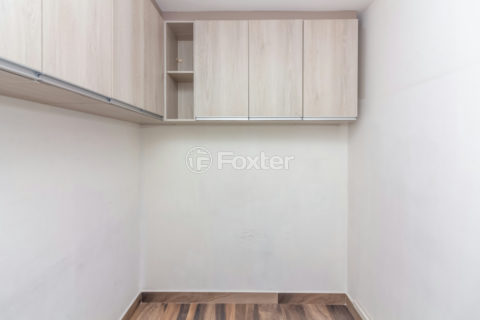 Image 34 - 1032086