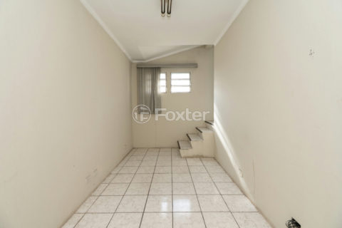 Image 44 - 1032099
