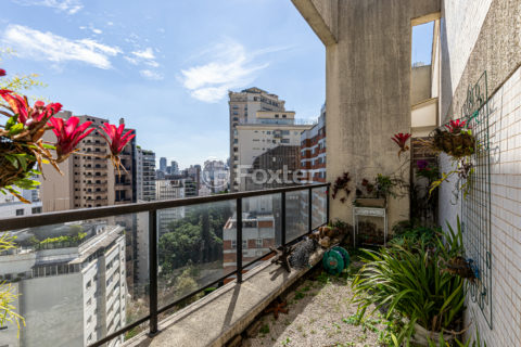 Image 4 - 1032102