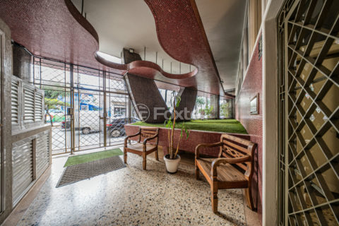 Image 37 - 1032107