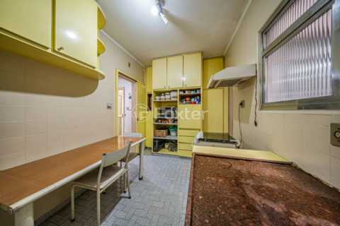 Image 28 - 1032107