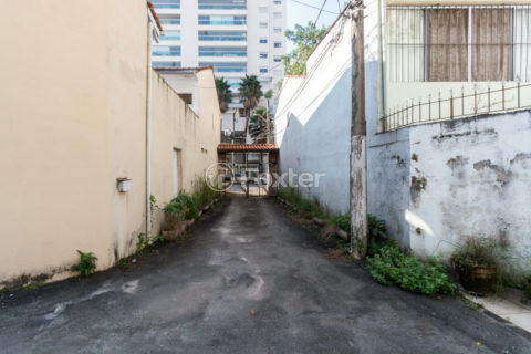 Image 44 - 1032111