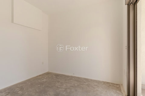 Image 37 - 1032116