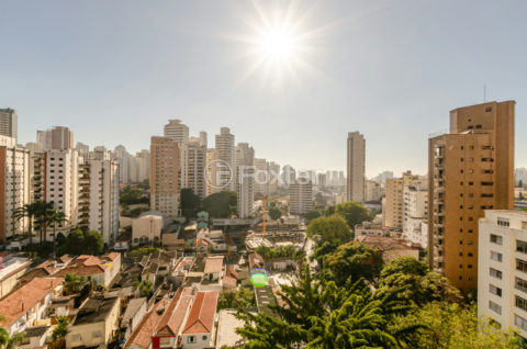 Image 44 - 1032116