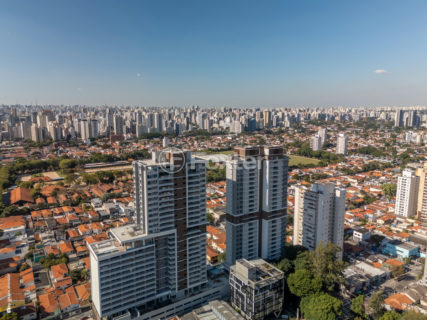 Image 11 - 1032117