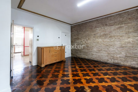 Image 17 - 1032120