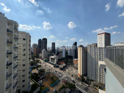 Image 10 - 1032124