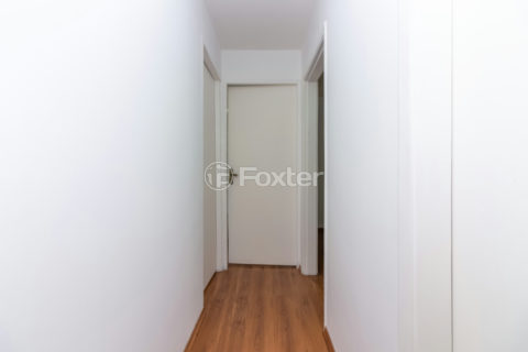 Image 21 - 1032125