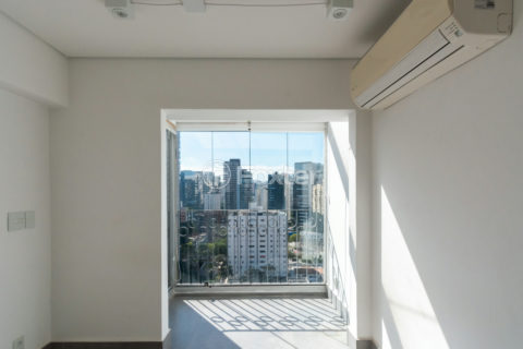 Image 41 - 1032128
