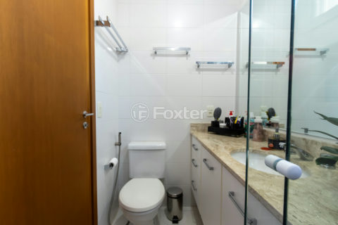 Image 31 - 1032148
