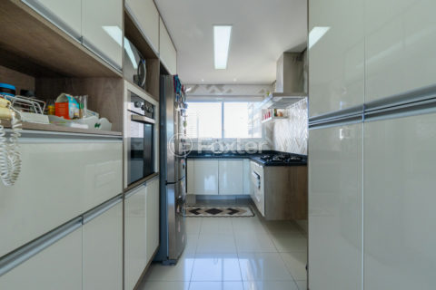 Image 40 - 1032170